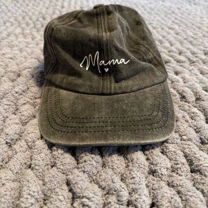 Black 'Mama' Embroidered Cap